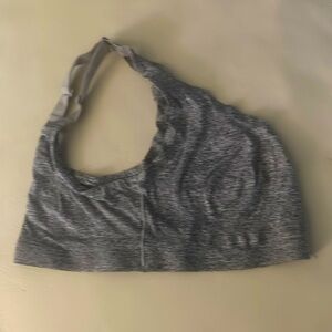 72% nylon 28% spandex